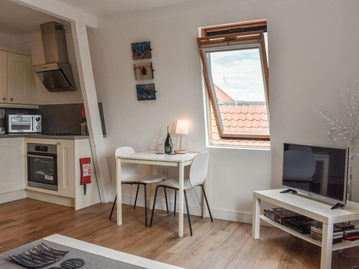 וויטבי Coast Apartment מראה חיצוני תמונה